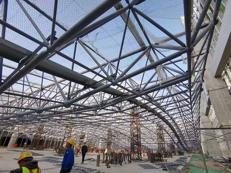 Steel Estrikti Planetaryom